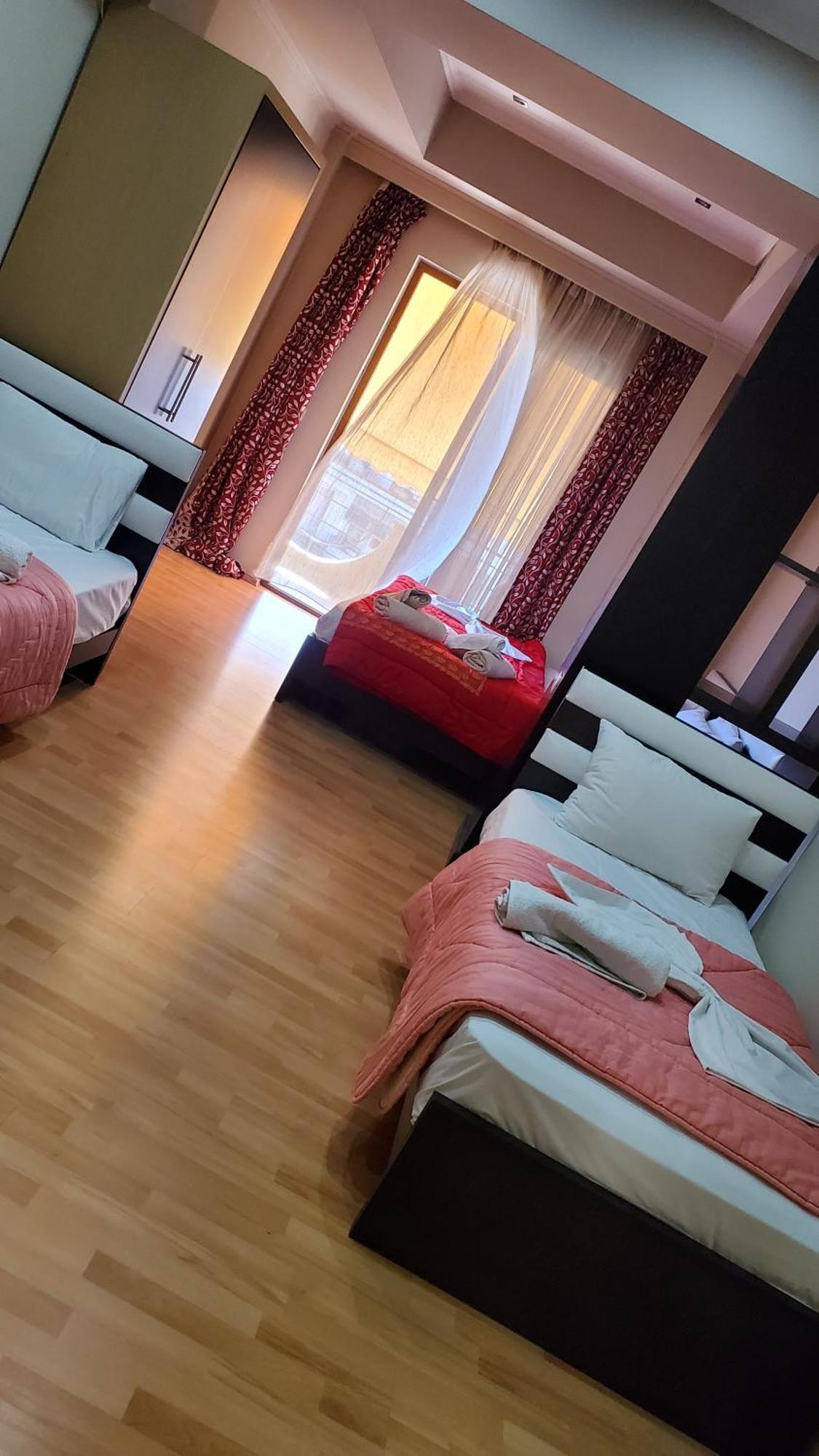 Hotel Shehu Гирокастра Экстерьер фото