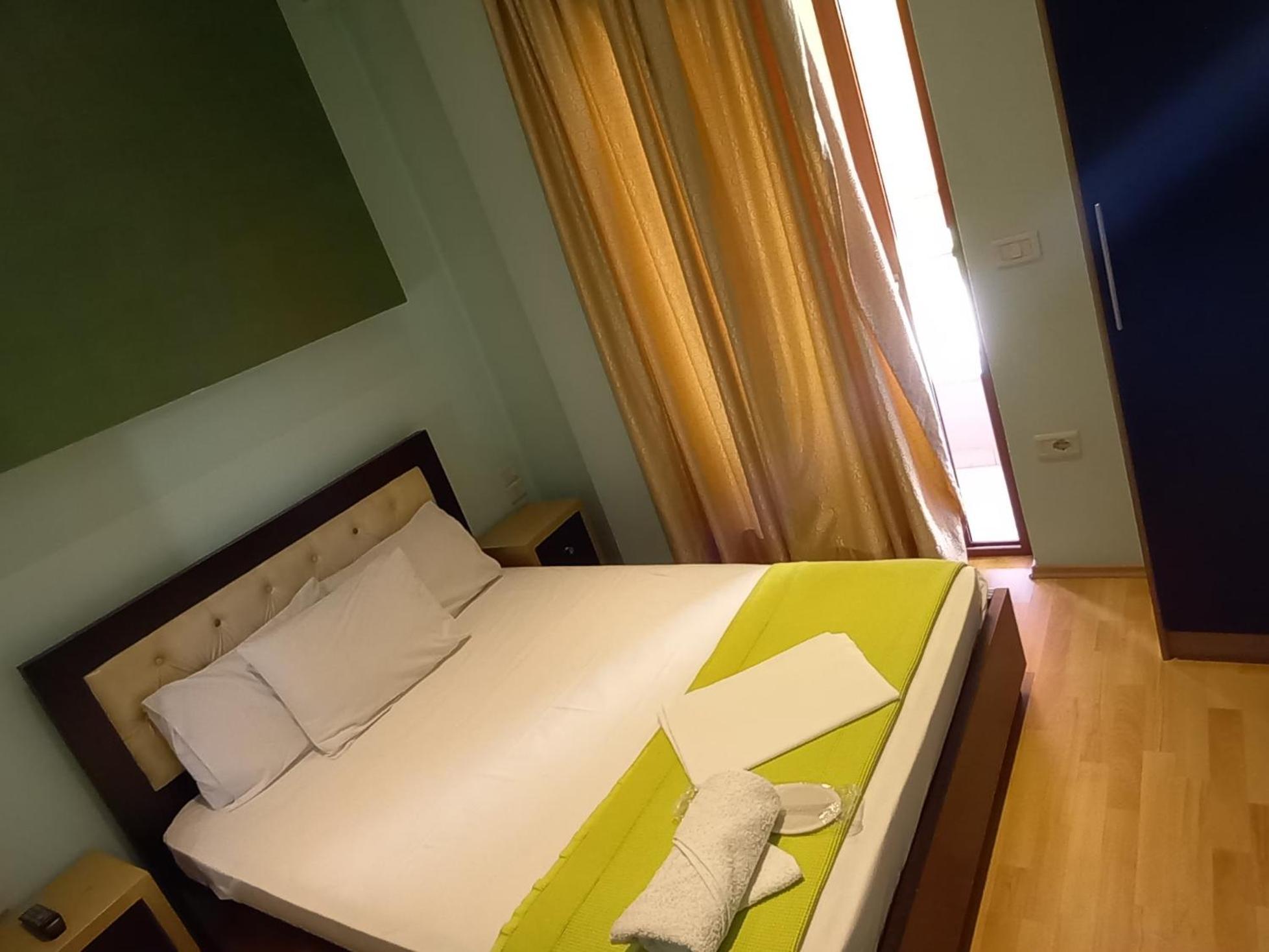 Hotel Shehu Гирокастра Номер фото